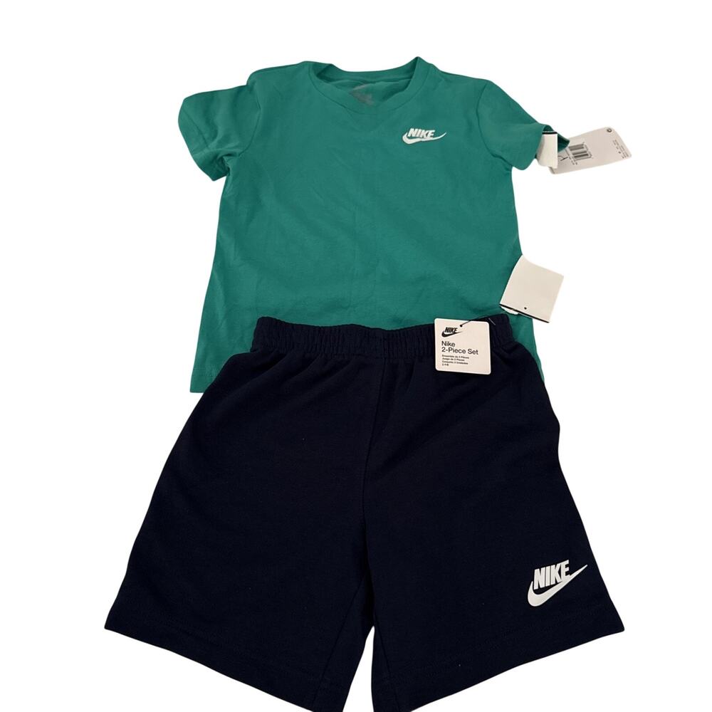 New Nike Matching Green Shirt And Navy Blue Short Set - Size 7 Kids